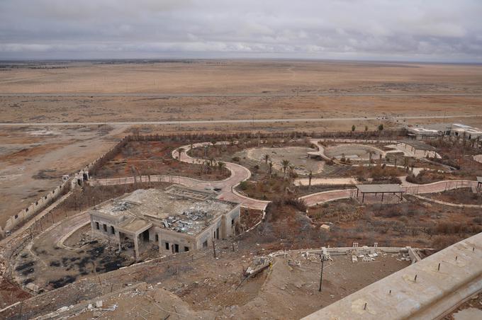 Palmira je uvrščena na Unescov seznam svetovne dediščine. Džihadisti so mesto uničevali že v preteklosti.  | Foto: Reuters
