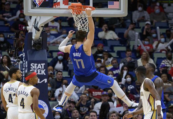 Luka Dončić je na zadnji tekmi v New Orleansu dosegel 49 točk. Prispeval je še 15 skokov in osem asistenc! | Foto: Guliverimage/Vladimir Fedorenko