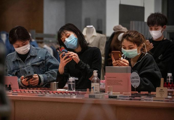V mesto Wuhan, kjer je prišlo do izbruha koronavirusa, se v zadnjih dneh vrača življenje.  | Foto: Getty Images