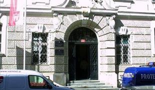 Mestni svet ni sprejel Kanglerjevega odstopa