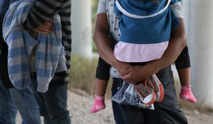 ZDA: Nekateri na meji odvzeti otroci morda nikoli več ne bodo videli staršev