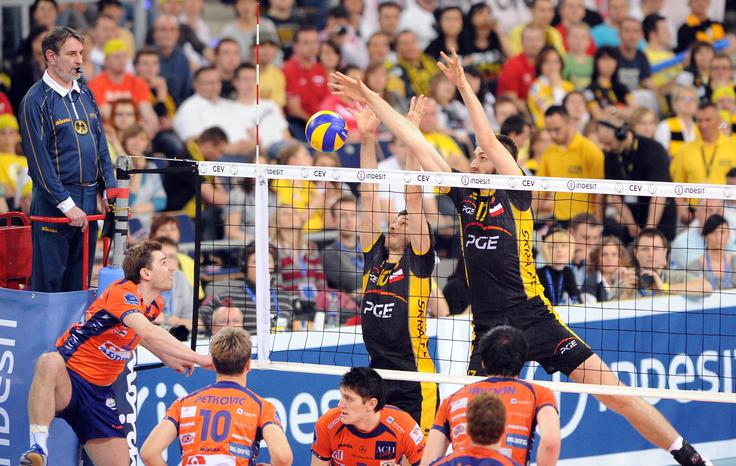 Z oranžnimi zmaji je ob vseh domačih lovorikah osvojil pokal Top Teams in zaigral na zaključnem turnirju lige prvakov. | Foto: Guliverimage