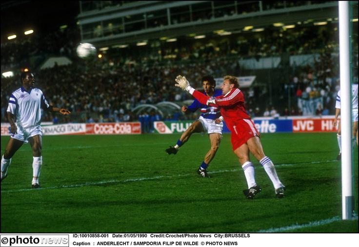 V finalu v Göteborgu je blestel Gianluca Vialli. V podaljšku je dosegel dva zadetka in Sampdorio popeljal do lovorike. | Foto: Guliverimage