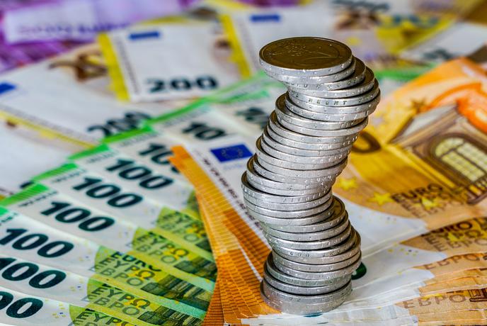 Državni proračun januarja s 14 milijoni evrov presežka