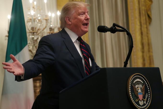 Donald Trump je turškemu predsedniku Recepu Tayyipu Erdoganu napisal pismo, v katerem mu je med drugim zapisal: "Ne bodi brutalnež. Ne bodi norec!" | Foto: Reuters