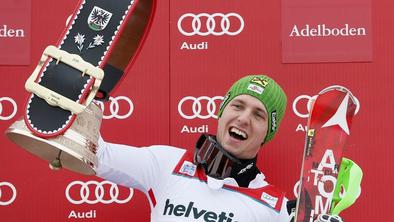 Hirscher v drugo pometel s tekmeci na slalomu