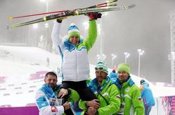 "Bravo slovenski olimpijci!!! Peter, Vesna, Teja!!! Komaj čakam hokejiste"
