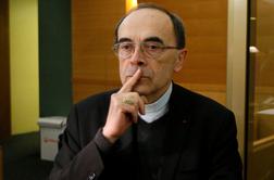 Najvišji predstavnik Cerkve v Franciji papežu ponudil odstop