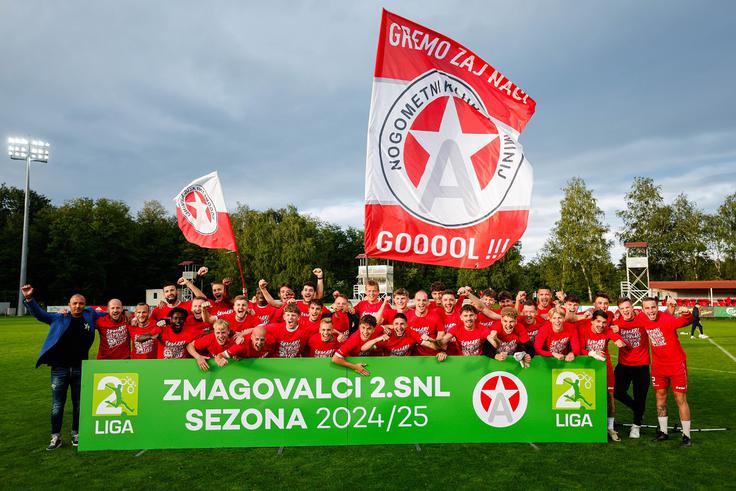 Aluminij je v lanski sezoni osvojil 2. SNL. | Foto: Aleš Fevžer