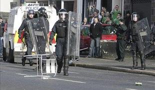 V Belfastu neredi pred nogometno tekmo s Poljsko