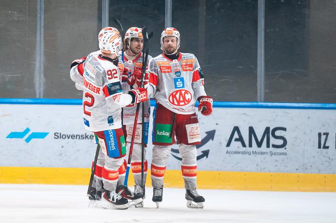 Hk Olimpija : Kac Celovec | Celovčani trenutno vodijo, a jih lahko na vrhu prehiti Gradec. | Foto Domen Jančič