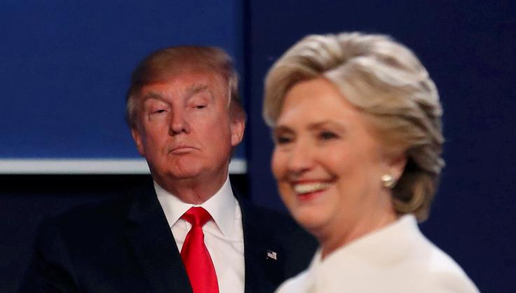 "Nikoli nisem pričakoval, da bo resnično izvoljen, zdaj, ko pogledam nazaj, pa se mi zdi, da bi to lahko pričakovali. Vsi so verjeli, da je predsedniški stolček rezerviran za Hillary Clinton in da mora to le še potrditi na volitvah. Pa ni in zdaj imamo za predsednika njega," je po ameriških volitvah razlagal Horner.  | Foto: Reuters