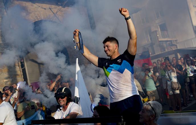Toni Vodišek šest mesecev po operaciji sanja samo še o morju #intervju