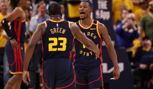 Cleveland nadigral Miami in napredoval "z metlo", Butler junak Bojevnikov