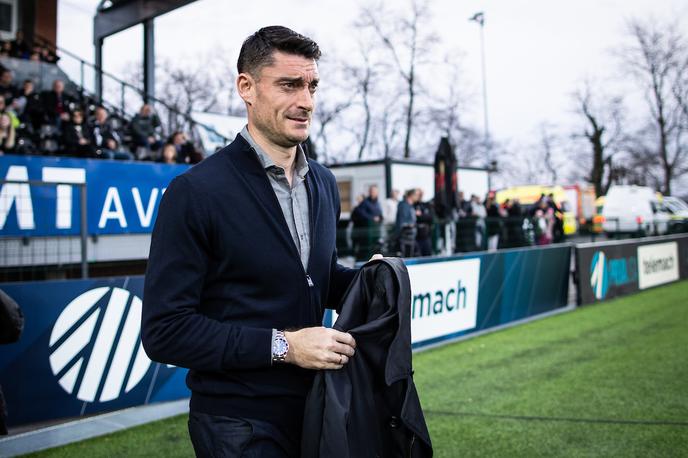 Mura Olimpija | Albert Riera po dvoboju v Murski Soboti ni skrival nezadovoljstva z dejanjem stanovskega kolega Dejana Grabića. | Foto Blaž Weindorfer/Sportida