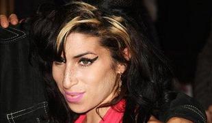 Amy Winehouse s svojo kolekcijo oblačil