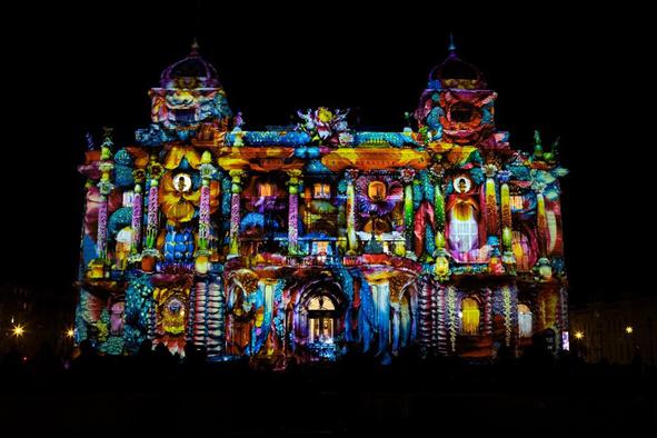 Zagrebški festival svetlobe – ko mesto postane svetlobna scena