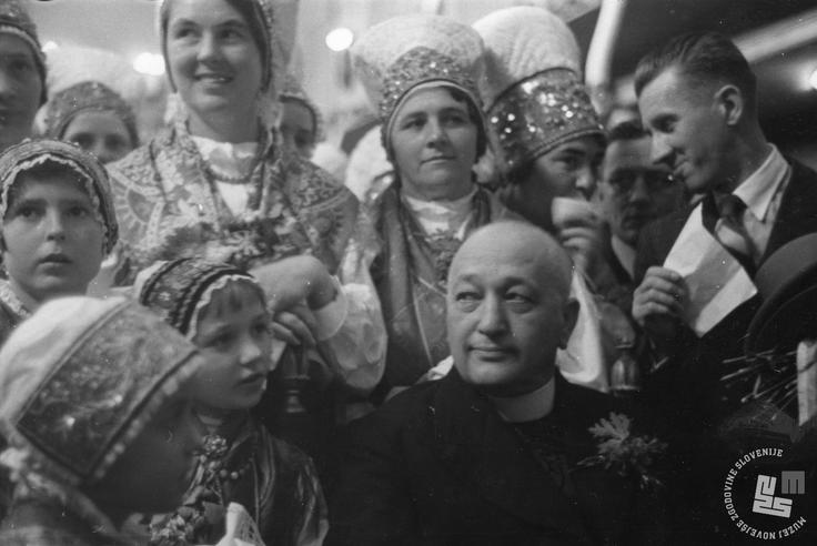 Anton Korošec leta 1937 ob 20. obletnici Majniške deklaracije | Foto: Foto: neznan, hrani Muzej novejše zgodovine Slovenije