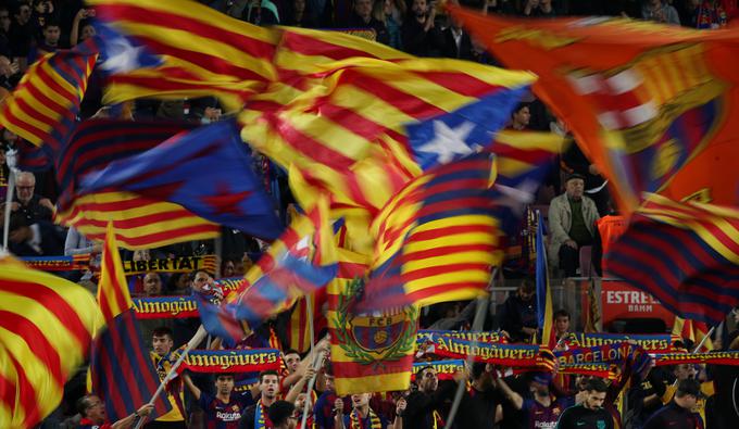 Navijači Barcelone vodstvu kluba že nekaj časa ne zaupajo več. | Foto: Reuters