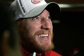 Hossa se seli v Chicago