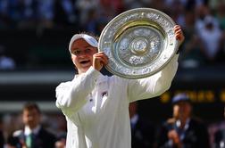 Zmagovalka Wimbledona napredovala med najboljših deset