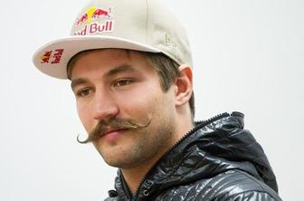 Movember: brkom in bradi se ženske ne morejo upreti