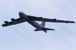 Legendarni ameriški bombnik B-52 končno pripravljen na informacijsko dobo