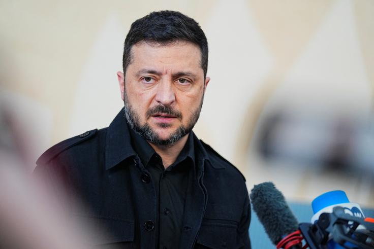 Volodimir Zelenski, Danska, zasedanje Evropske politične skupnosti "Namera Rusije je zasejati kaos in izvajati psihološki pritisk na prebivalce z napadi na energetske objekte in železnice," je Zelenski v sredo dejal za več novinarjev v izjavi, ki so jo objavili danes. | Foto: Reuters