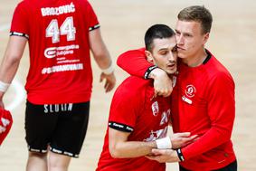 Slovan zanesljivo do prednosti v finalu