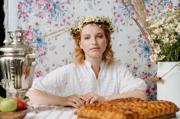 ženska, dekle, poletje, jesen | Foto Pexels