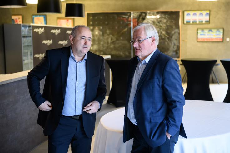Zdajšnji predsednik Radenko Mijatović in njegov predhodnik Rudi Zavrl. | Foto: Nebojša Tejič/STA