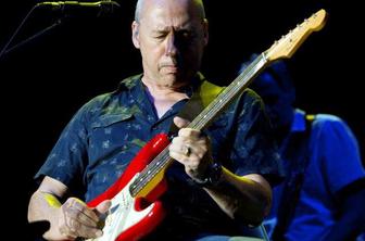 Knopfler bo tudi s pesmimi Dire Straits zavzel Stožice