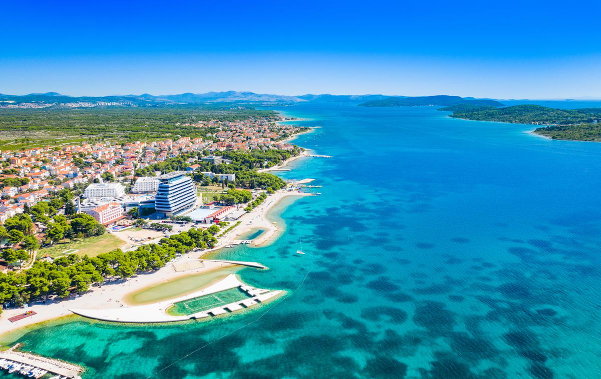plaža Male Vrulje, Vodice | Foto Shutterstock