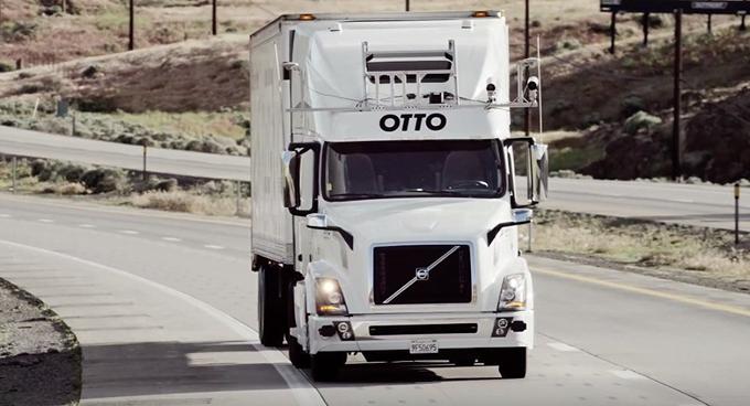 Američanom primanjkuje voznikov tovornjakov, ki so letno udeleženi v okrog 400 tisoč prometnih nesreč. | Foto: Otto