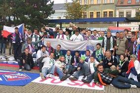 Slovenski navijači že preplavili Teplice