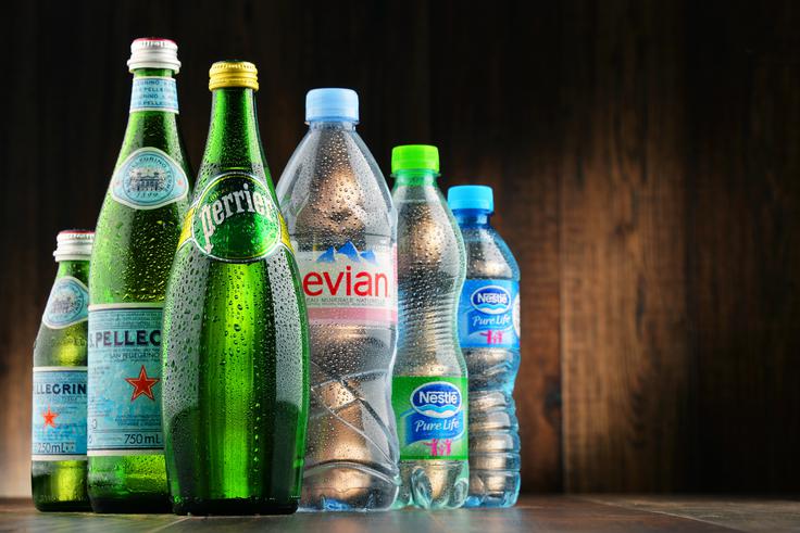 Če je naravna mineralna voda obdelana, zakaj je potem toliko dražja od tiste iz pipe? | Foto: Shutterstock