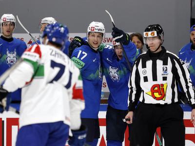 Slovenci ostajajo v elitni skupini, Italija povsem nemočna
