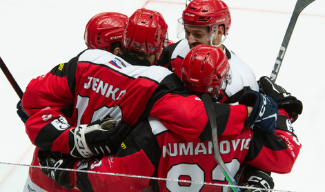 Jeseničani po kazenskih strelih strli Merano
