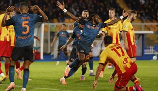 V živo: vodilni Napoli do tesne zmage, Milan gostuje v Bergamu