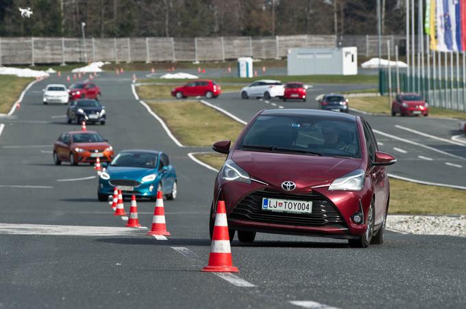 Trinajst avtomobilov, med njimi je razlika v uradni ceni presegala šest tisoč evrov. | Foto: PRIMA