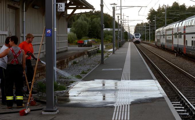 Švica, vlak, napad | Foto: Reuters