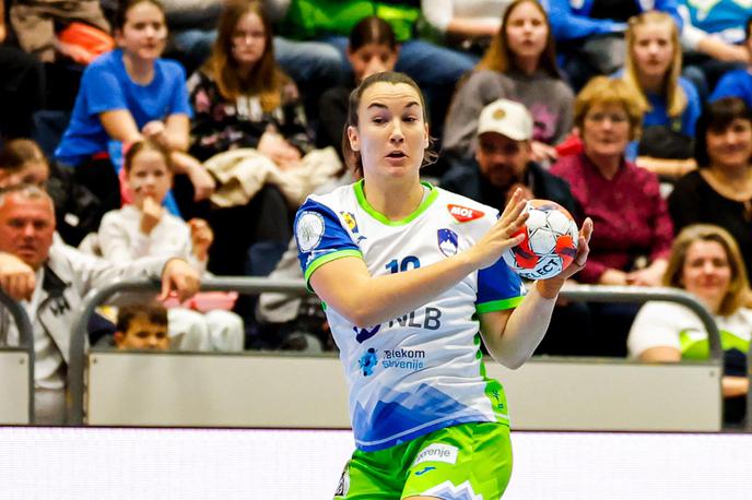 Tjaša Stanko | Györ Tjaše Stanko si je zagotovil finale lige prvakinj. | Foto Aleš Fevžer