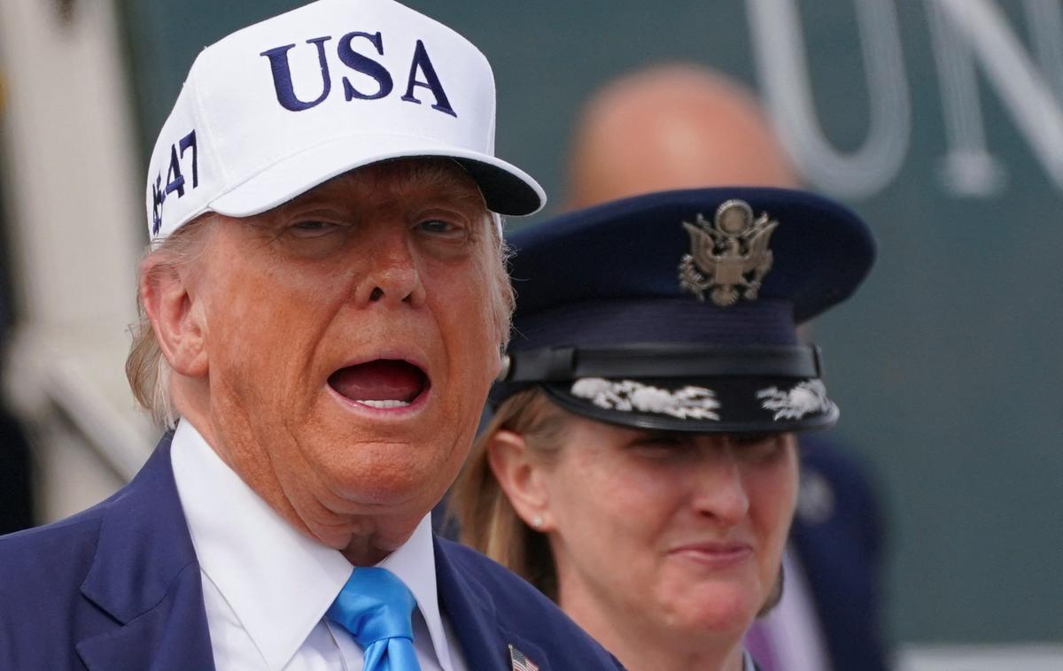 Donald Trump | Ameriški predsednik Donald Trump naj bi identiteto bogatih kupcev razkril "v približno dveh tednih". | Foto Reuters
