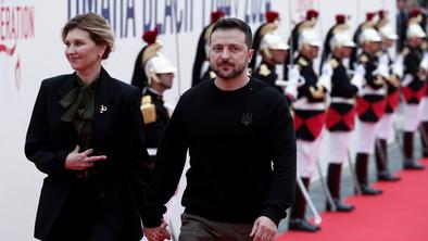 Volodimir Zelenski na slovesnosti ob 80. obletnici dneva D požel stoječe ovacije