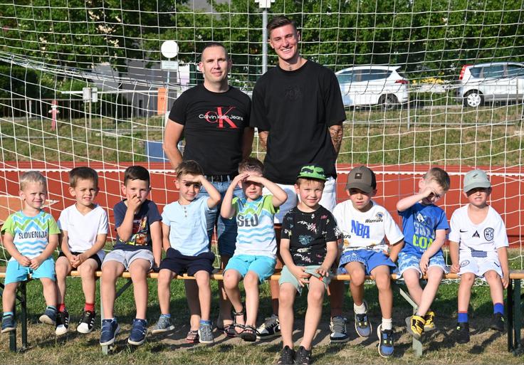 Jernej Čeh je bil prvi trener Benjamina Šeška na njegovi nogometni poti. | Foto: Sara Krašovec