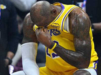 Cleveland pokvaril obisk ganjenega LeBrona Jamesa #video