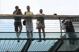Aprila Slovenijo obiskalo več turistov