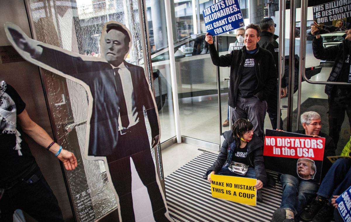 Tesla protest New York | Foto Reuters