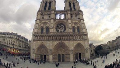 Marine Le Pen: Samomor v katedrali Notre Dame politično dejanje