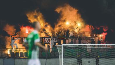 Green Dragons: Zakaj je slavje ob baklah v Planici spektakel, na nogometni tekmi pa huliganizem?